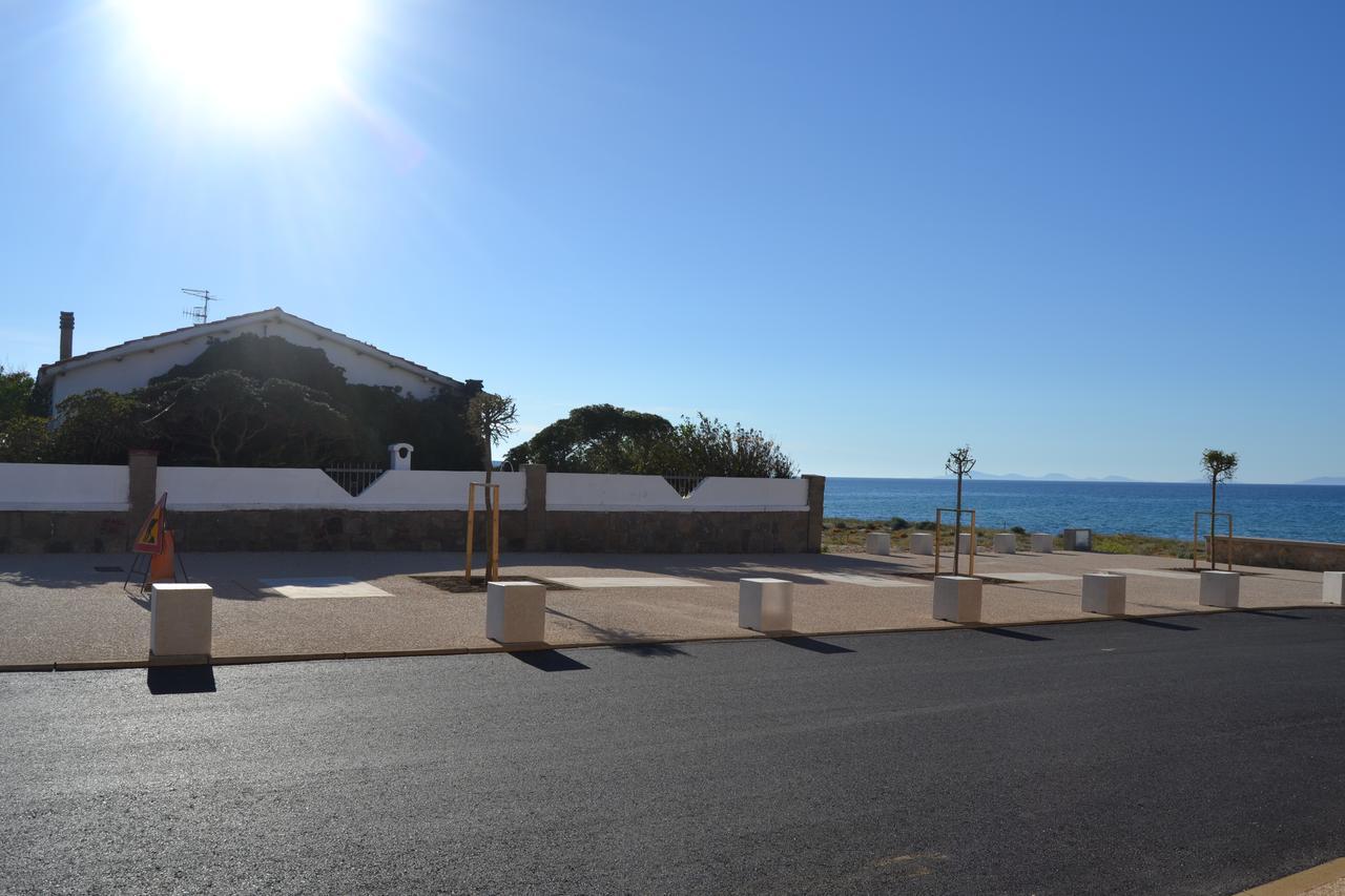 Miramare Struttura Sulla Spiaggia Platamona Esterno foto